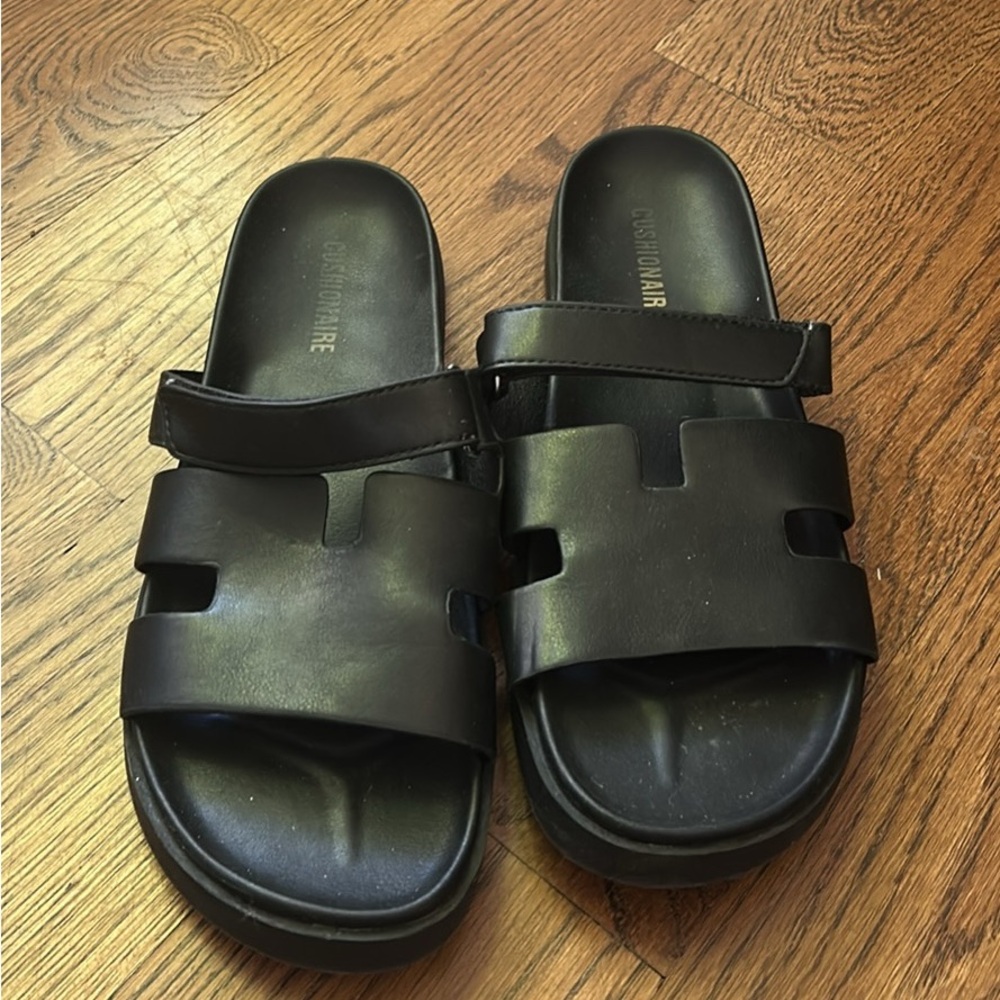 Cushionaire Black Slide Sandals